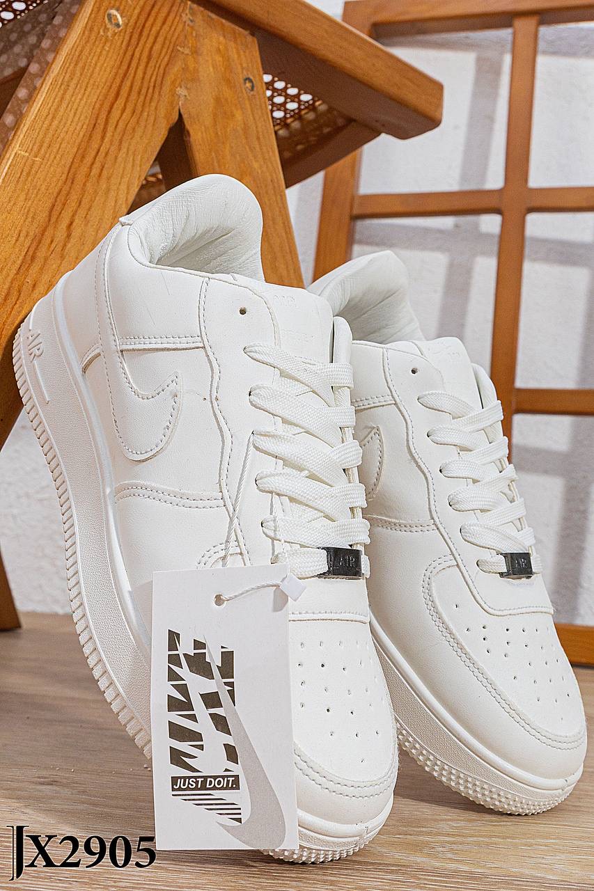 /public/uploads/photos/shares/Suzy shoes/IMG_4658.jpeg